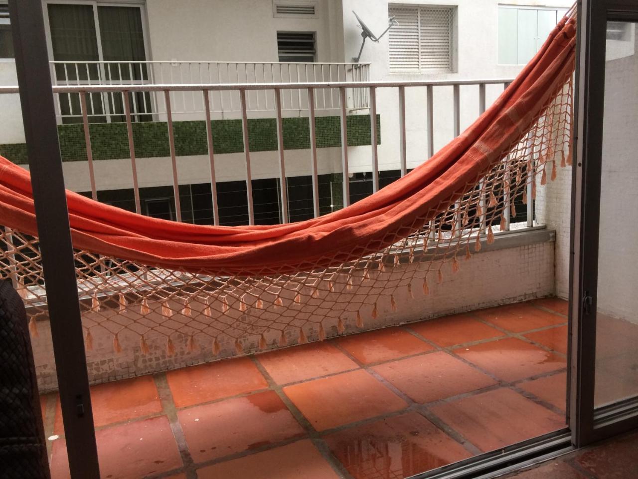 Apto 16 Na Enseada Apartamento *